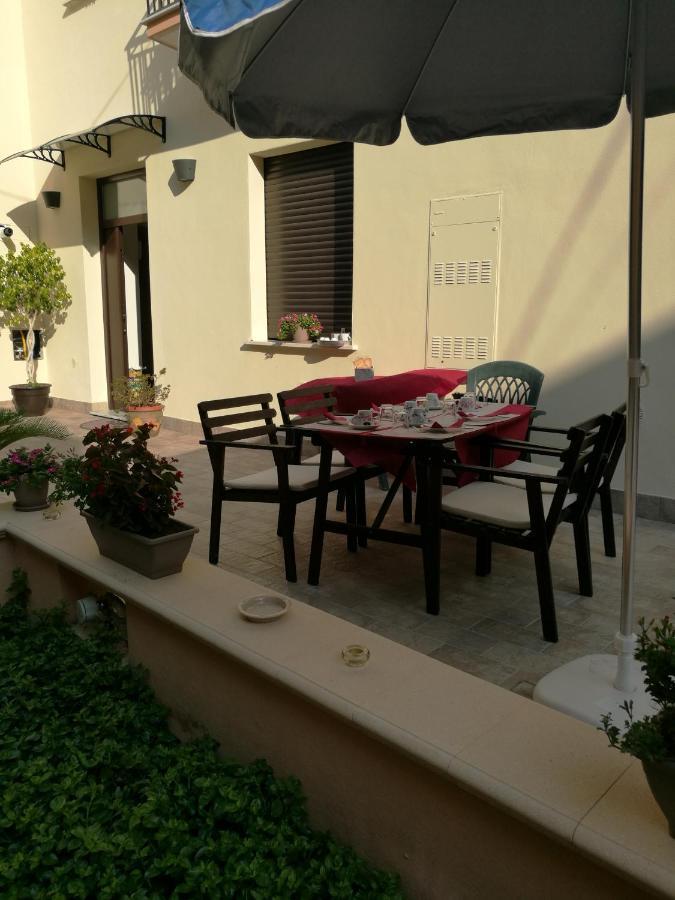 Casa Kati Bed & Breakfast Mercato San Severino Exterior photo