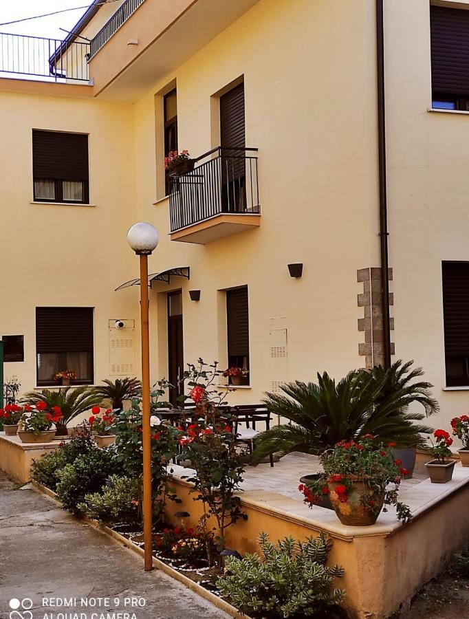 Casa Kati Bed & Breakfast Mercato San Severino Exterior photo